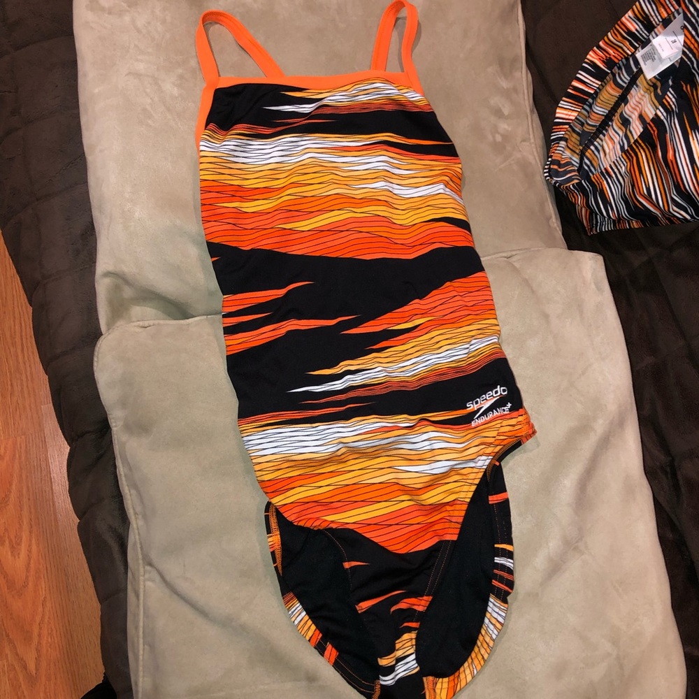 Pretty speedo swim suit